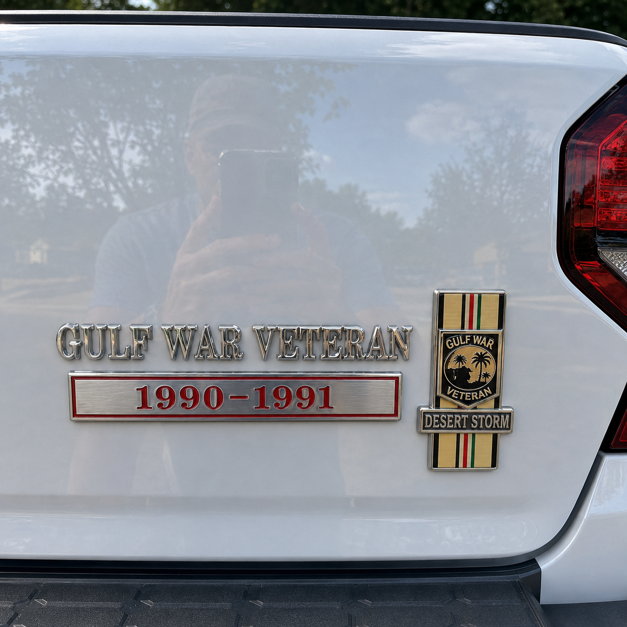 🇺🇸 Gulf War Veteran 1990–1991 Desert Storm 3D Raised Metal Car Emblem — Stand Proud
