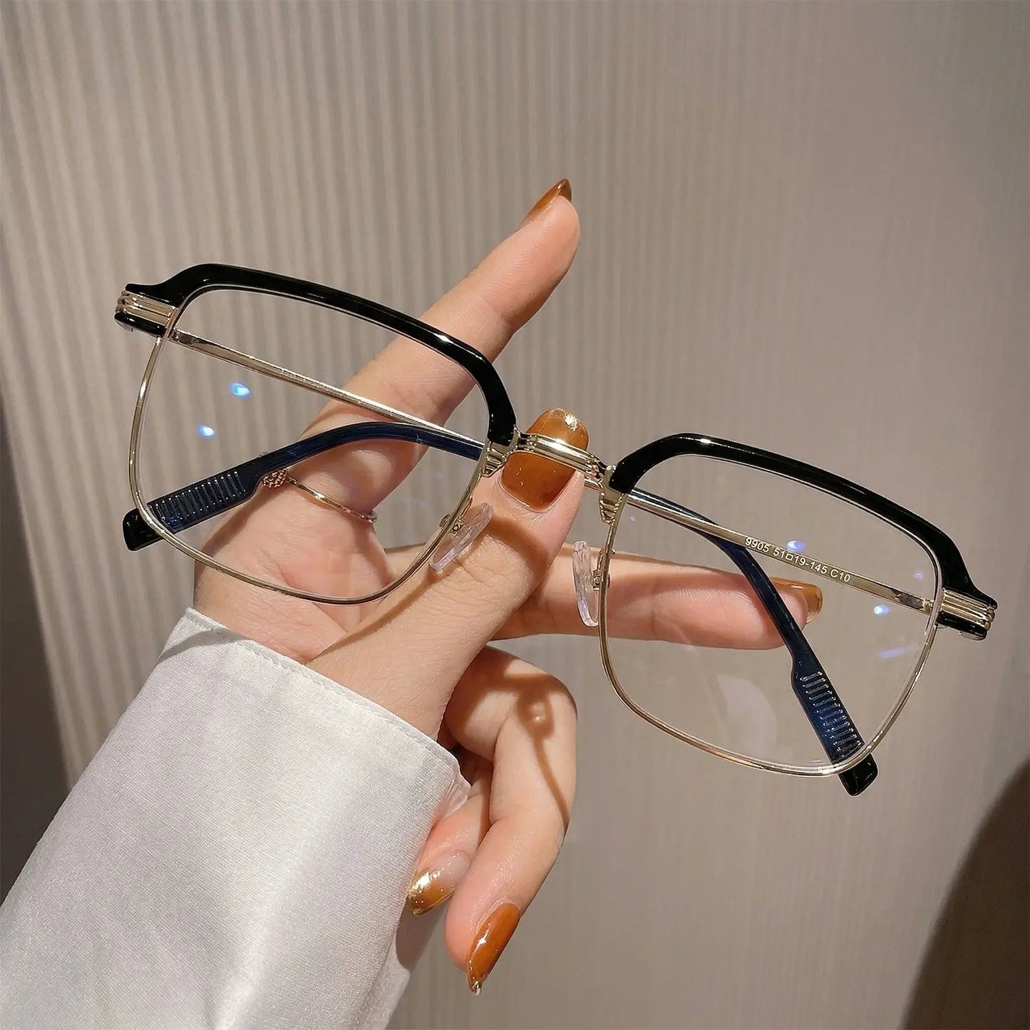 👓✨ Auto-Adjusting HD Reading Glasses